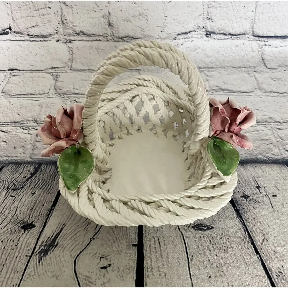 Capodimonte Porcelain Weaved Basket With Handle And Roses Made‎ In Italy